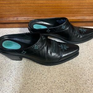 Ariat Black Floral Embroidered Mules